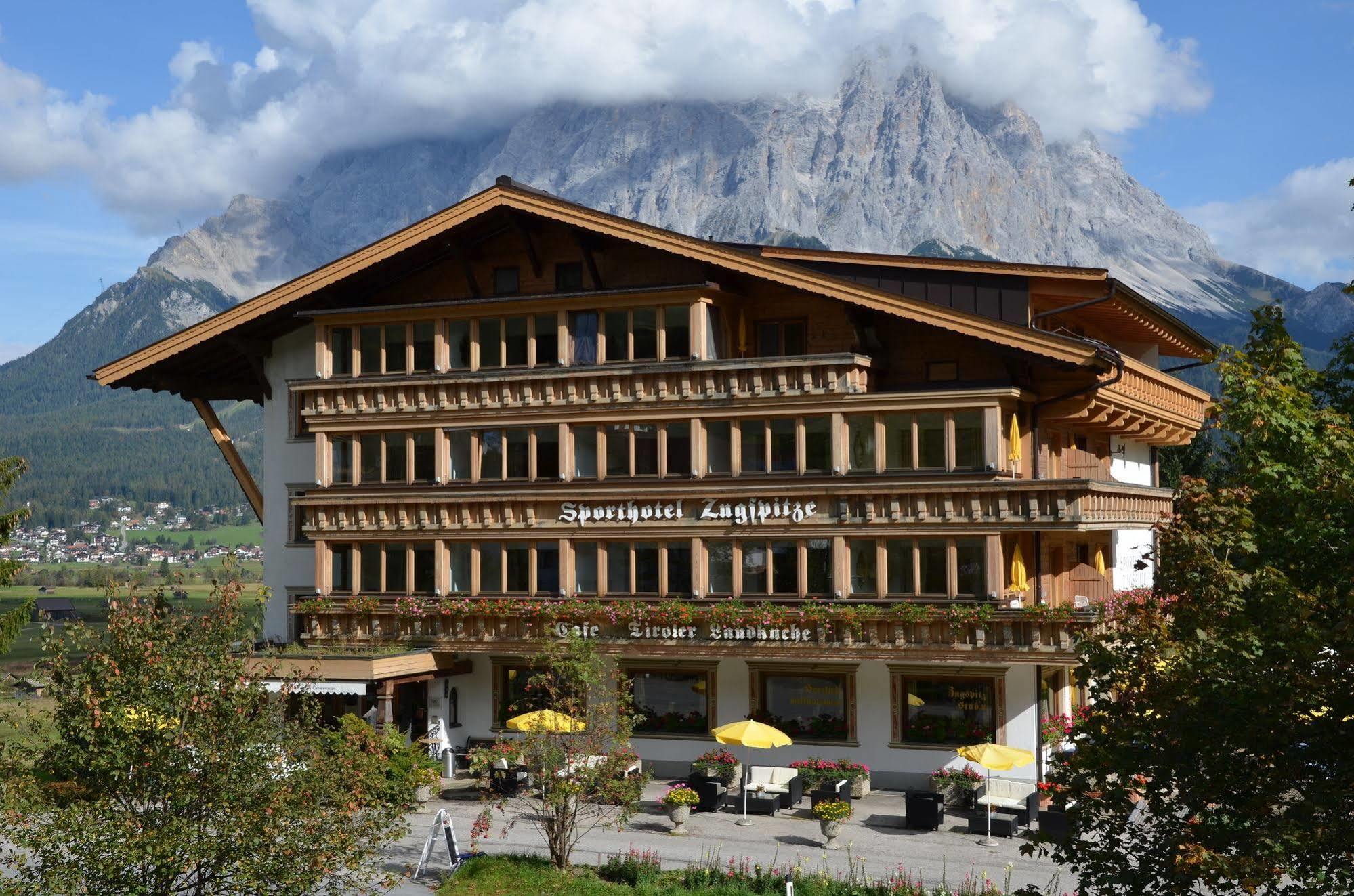 Hotel Zugspitze 4*